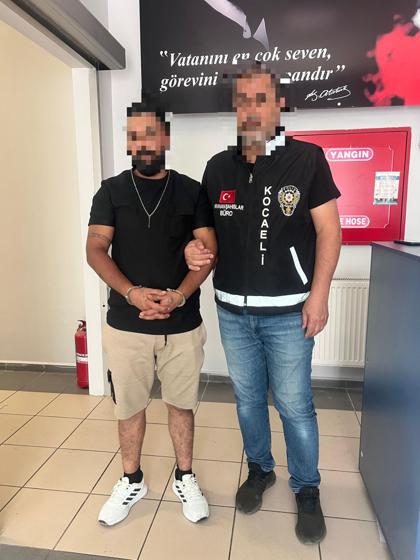 Küçücük çocuğu taciz etti, cezaevini boyladı! - Resim : 1