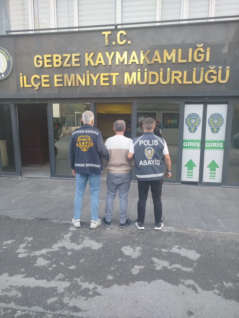 Dolandırıcılık, resmi belgede sahtecilik... Operasyondan kaçamadı! - Resim : 1