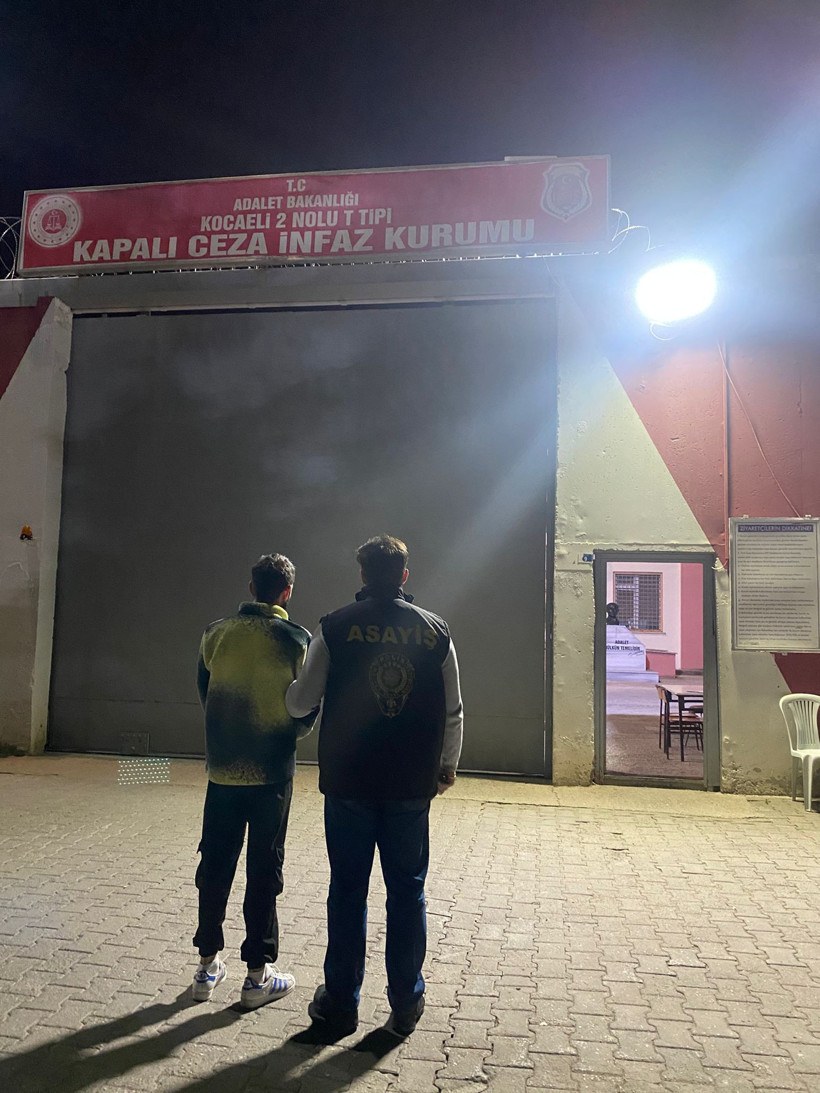 Aranan terörist Kocaeli’de yakalandı! - Resim : 1