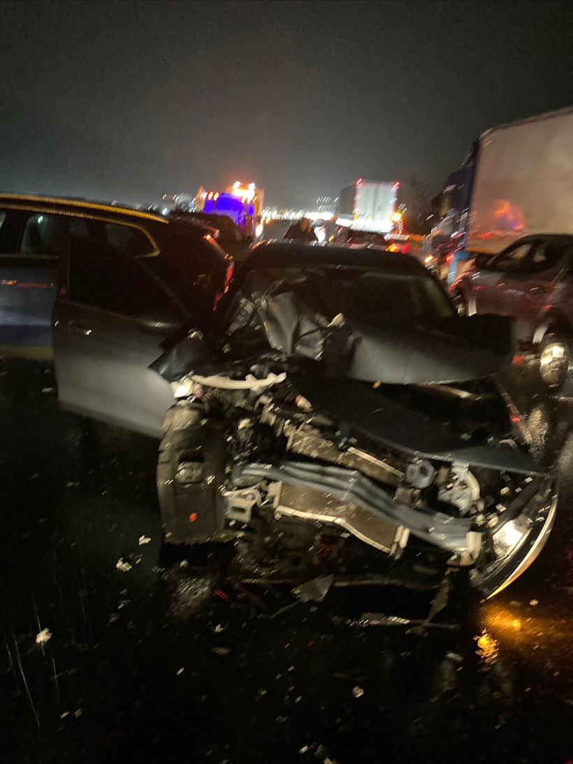 Anadolu Otoyolu'nda zincirleme kaza! - Resim : 2