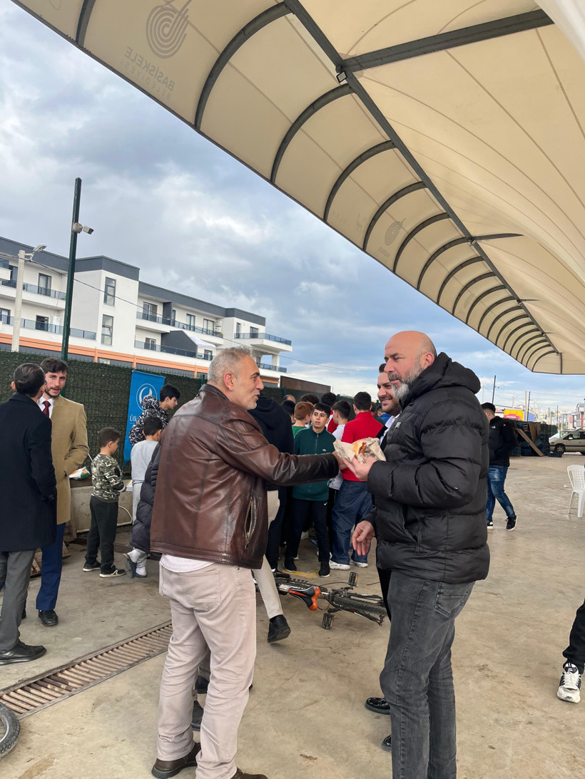 Ülkü Ocakları'ndan Başiskele'de sucuk festivali - Resim : 2