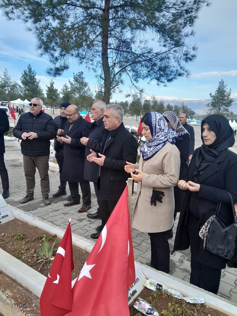 İyi Parti'den 6 Şubat'ın yıldönümünde deprem bölgesine ziyaret - Resim : 3