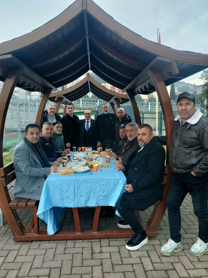 2. Amatör Lig 4 kırmızı kart ile başladı! - Resim : 2