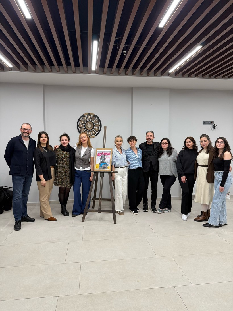 'Adın Kadın' Kocaeli'de sahnelendi - Resim : 2