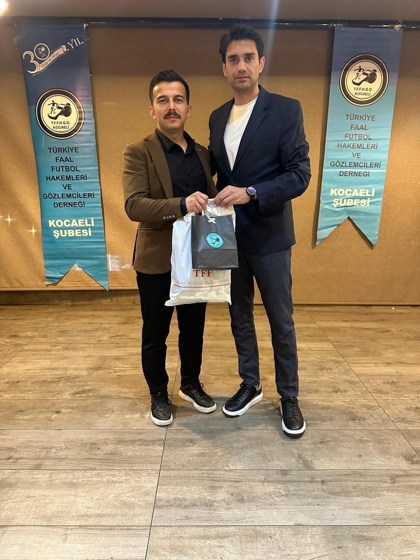 Artık onlar il hakemi - Resim : 7