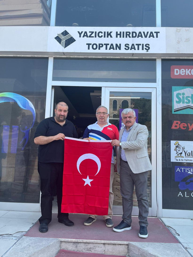 MHP Kocaeli Körfez’de esnafla buluştu - Resim : 1