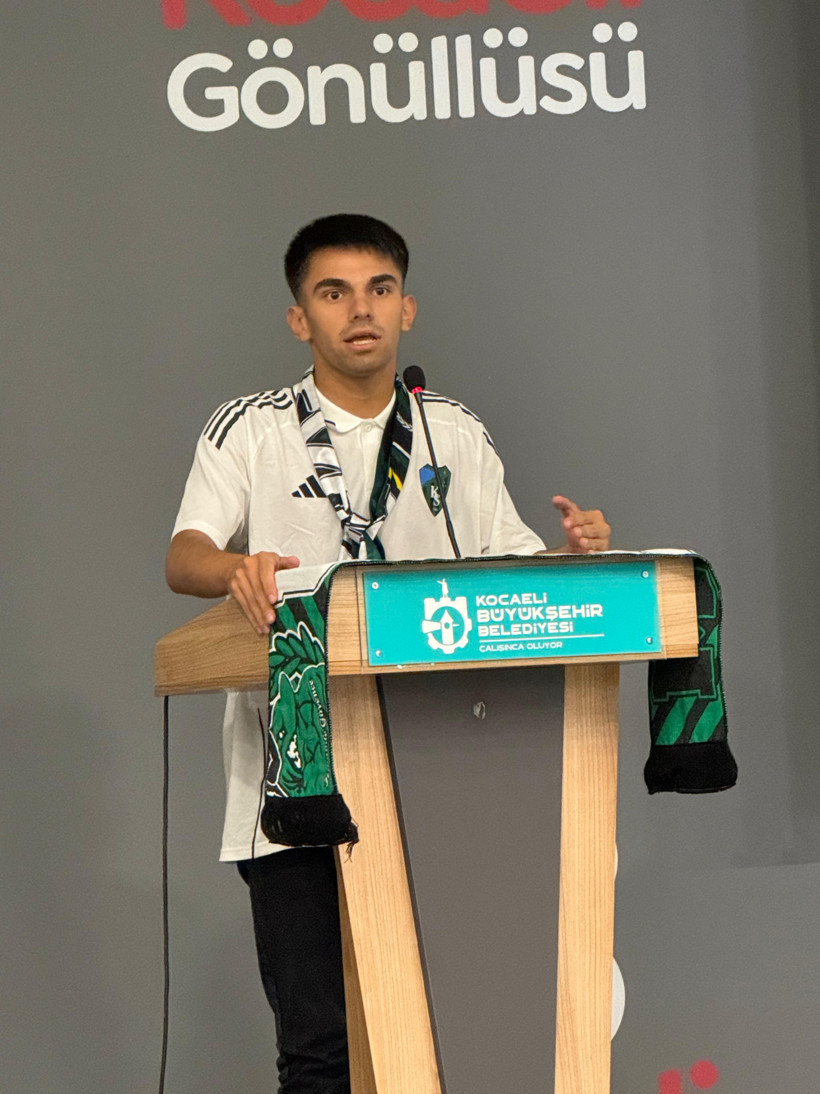 Üniversite Hodri Meydan ailesi bir araya geldi! Her yer yeşil siyah diye inledi! - Resim : 7