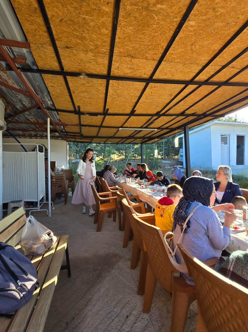 Zafer Partili kadınlar kurultay öncesi Ankara'da - Resim : 3
