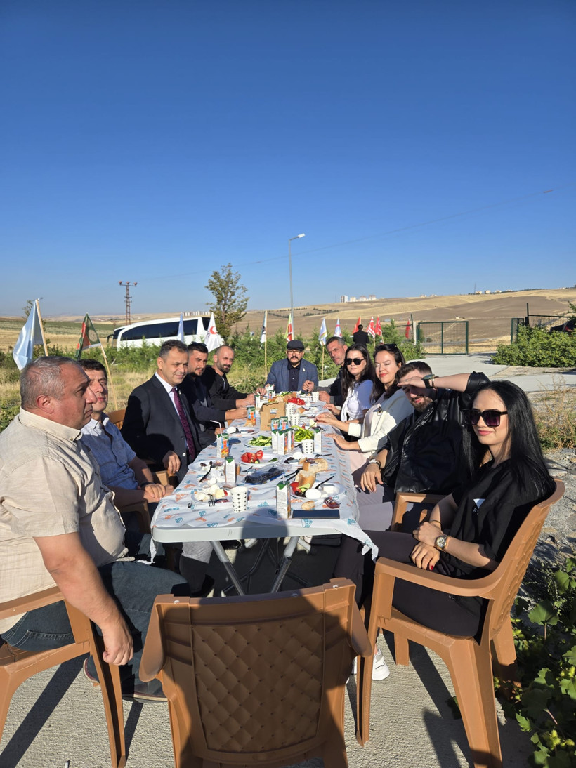 Zafer Partili kadınlar kurultay öncesi Ankara'da - Resim : 1