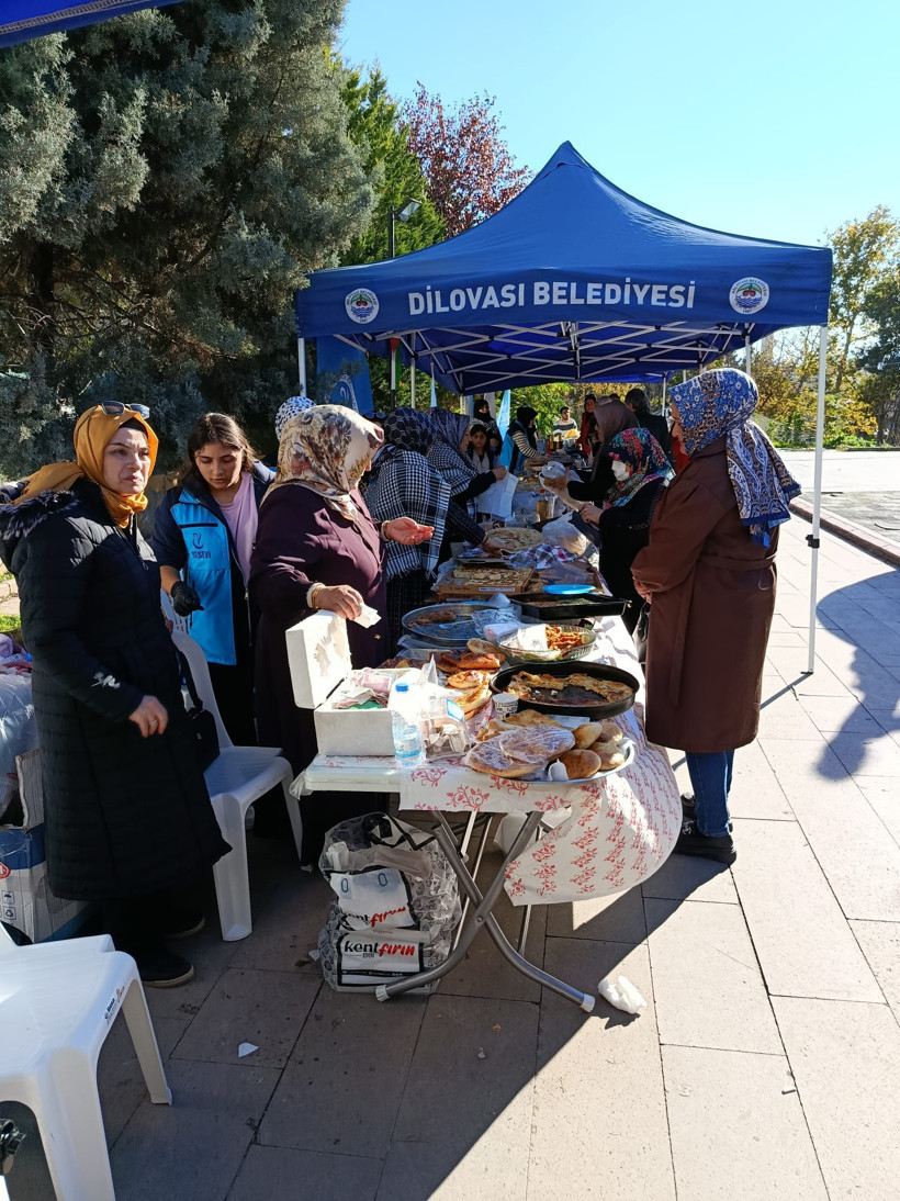 Yesevi Hareketi'nden "Gazze'ye Umut Ol" Kermesi - Resim : 3