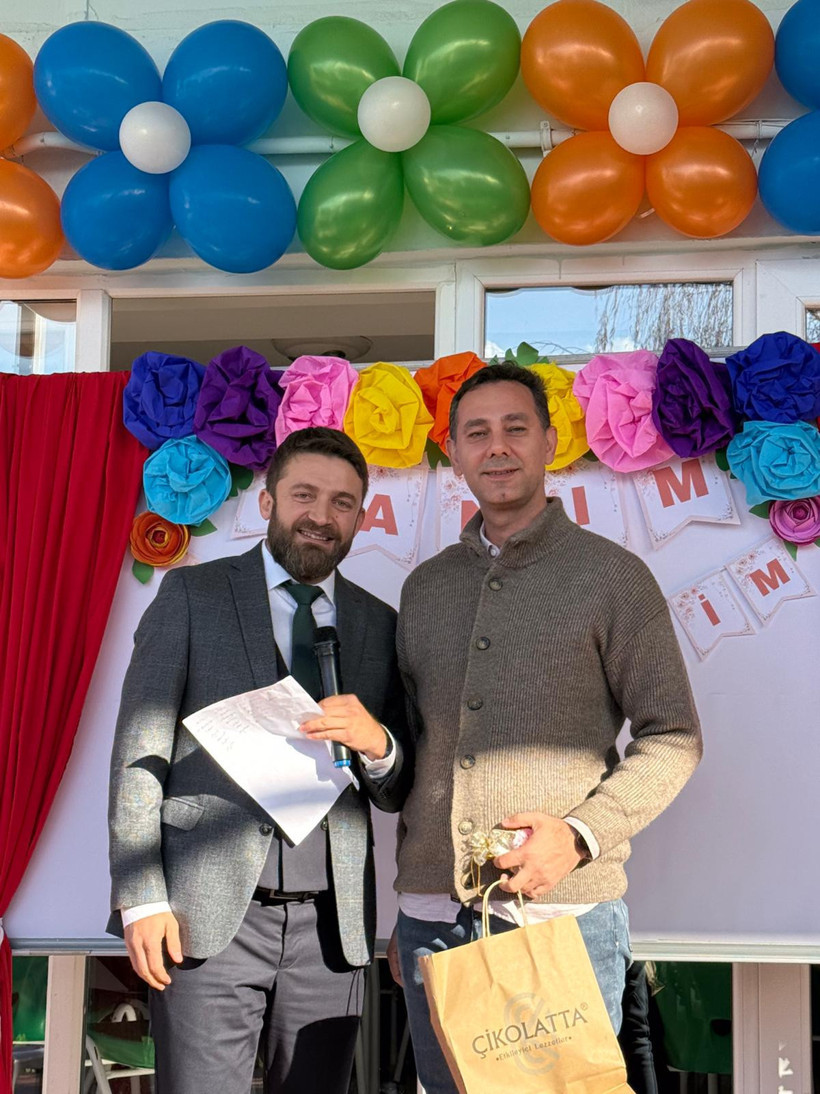 Gölcük Metin Çelik Eğitim Kurumları'nda coşkulu Öğretmenler Günü kutlaması - Resim : 5