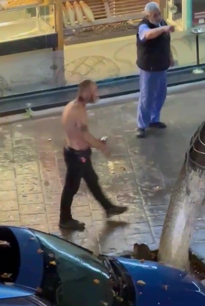 Jiletle kendini keserek çevreye saldırmıştı: Ölmeden önceki son görüntüleri ortaya çıktı - Resim : 1