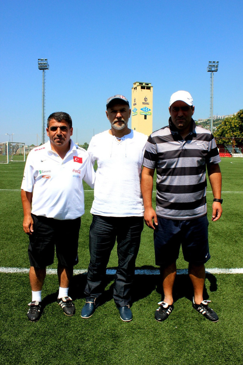 Suadiyespor’da Akif Arslan’a teşekkür ediliyor - Resim : 3