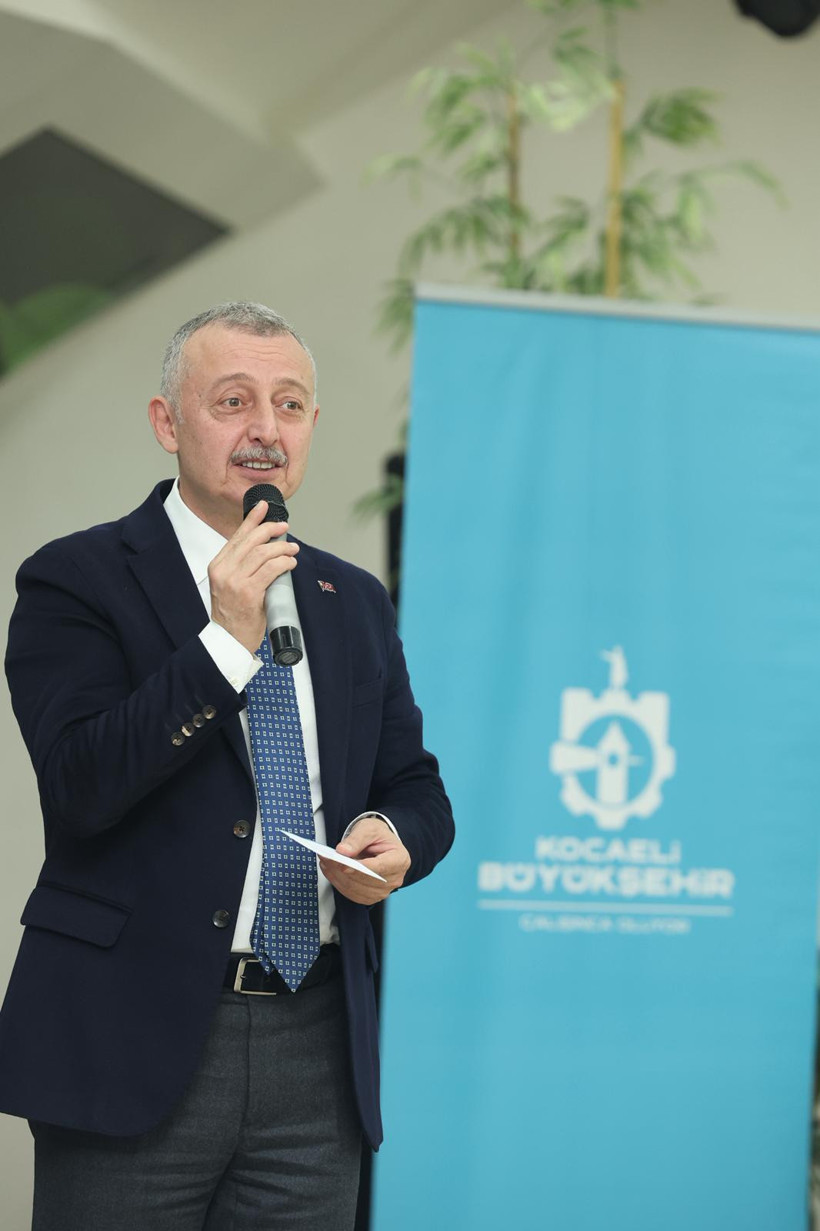 Tahir Büyükakın: Mutlu kadın; mutlu Kocaeli demektir - Resim : 3