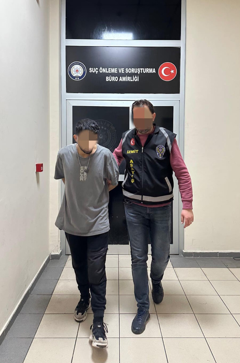 Kocaeli'de 19 yıl hapis cezasıyla aranan şahıs polis tarafından yakalandı - Resim : 2