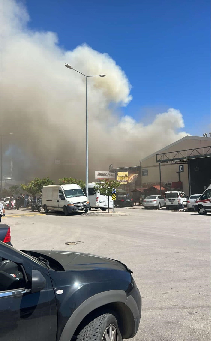 Sanayi sitesinde yangın çıktı! - Resim : 3
