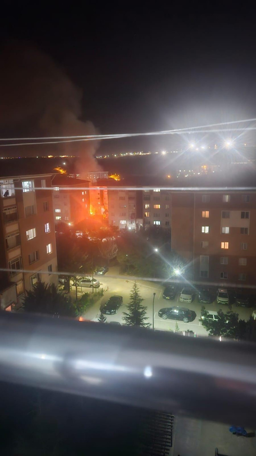 Arızalanan kamyon alev alev yandı! - Resim : 3