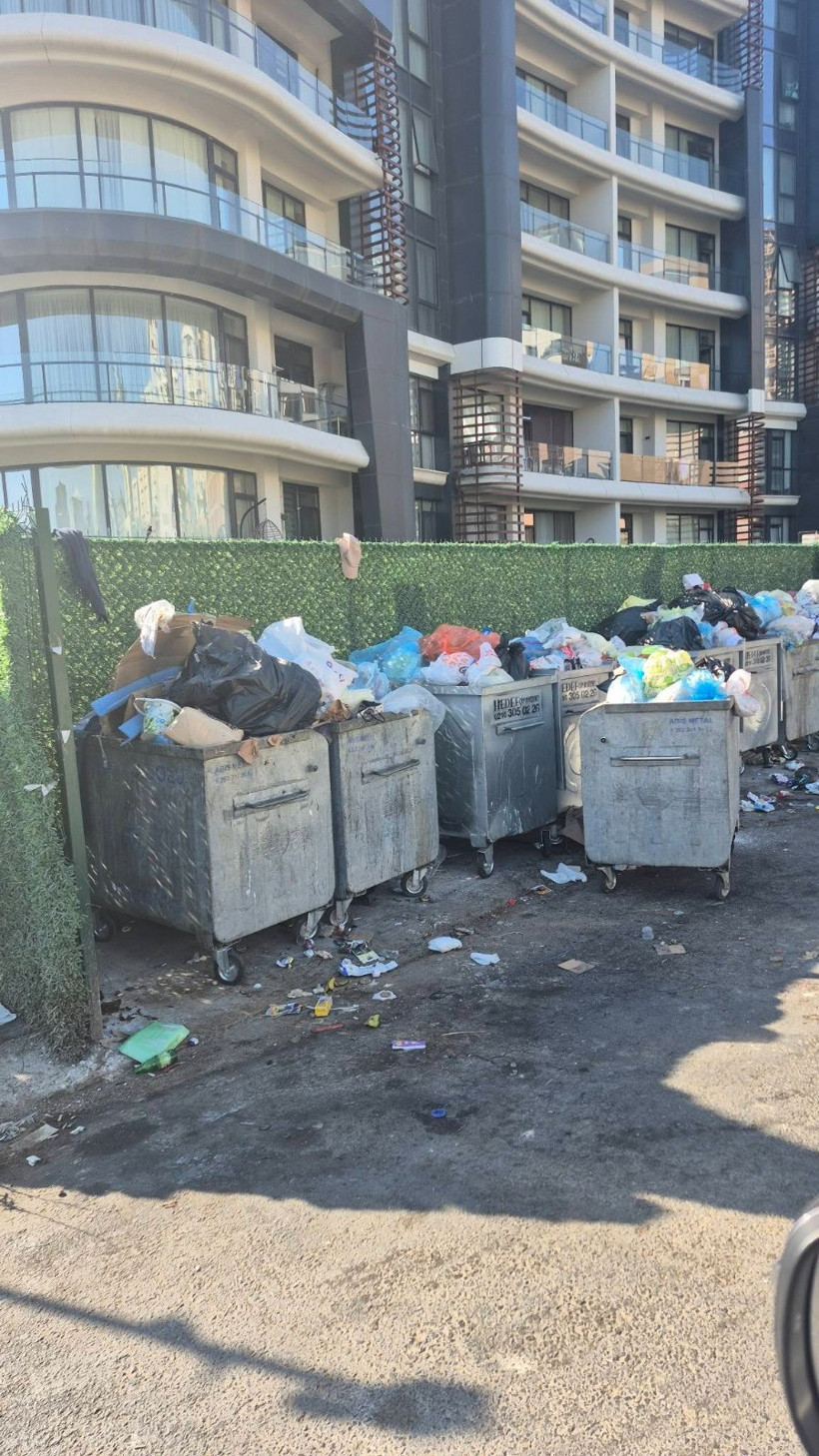 Diren Eroğlu Çayırova’da toplanmayan çöpleri paylaştı! “Yok böyle düzen” dedi - Resim : 2