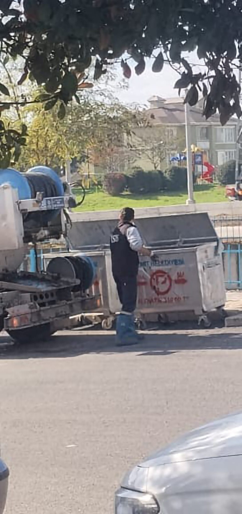 Fatma Kaplan Hürriyet: İzmit’in sokakları Büyükşehirin atık sahası değil! - Resim : 1