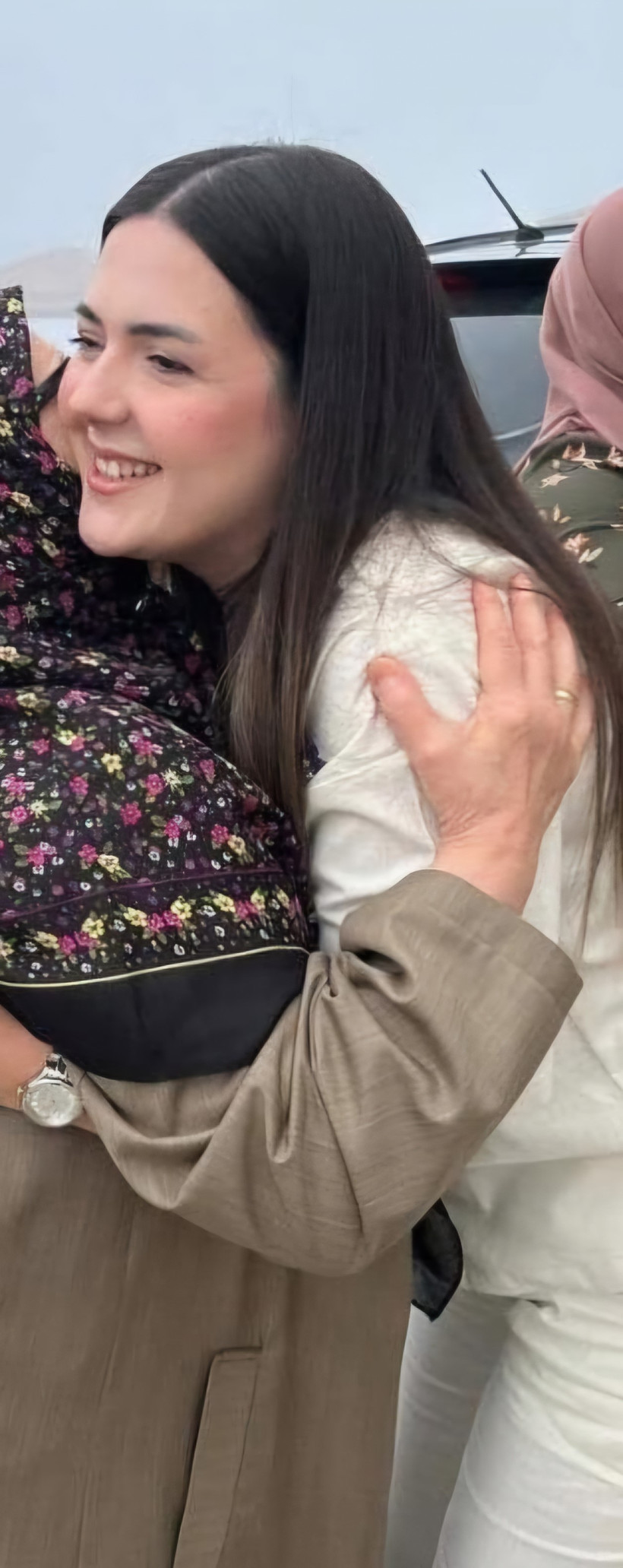 Kaymakamın eşi silahla yaralandı - Resim : 1