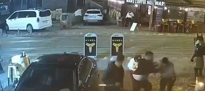 Uzaktan kurşun yağdırdı; Silahlı saldırının görüntüleri ortaya çıktı! - Resim : 1