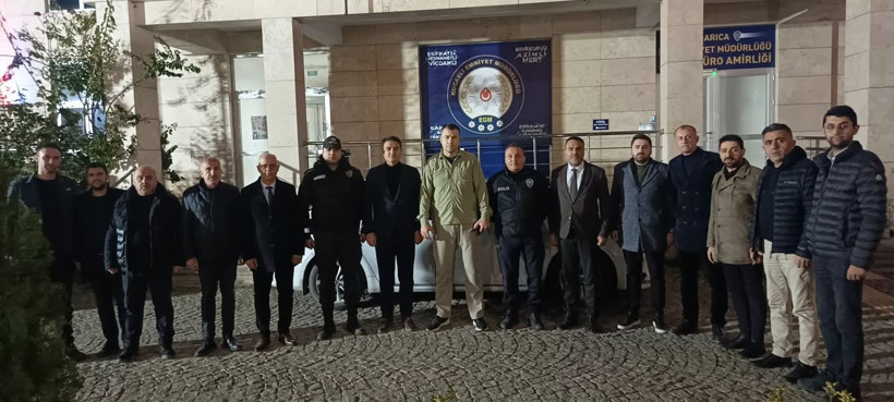 Köksal Şakar ve ekibi yeni yılı sahada karşıladı - Resim : 3