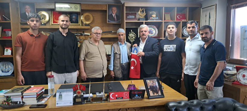 Kocaelili vatandaşlardan MHP Kocaeli İl Teşkilatı'na destek ziyaretleri - Resim : 1