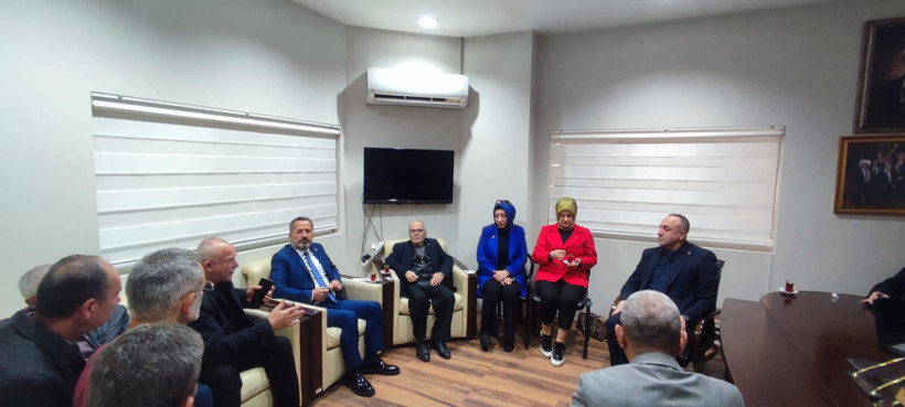 İstişare turu devam ediyor... MHP İzmit'ten muhtarlara ziyaret - Resim : 2