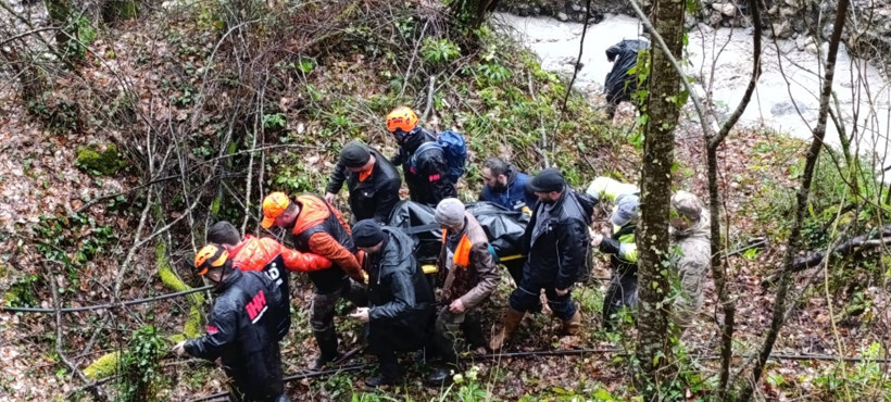 İki gündür haber alınamayan vatandaşın cansız bedenine ulaşıldı - Resim : 1