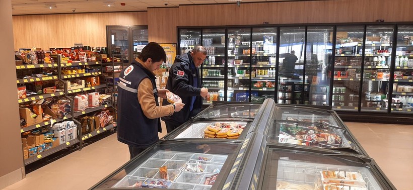 Dilovası'nda gıda Ve marketlere yönelik denetimler sıklaştırıldı - Resim: 5