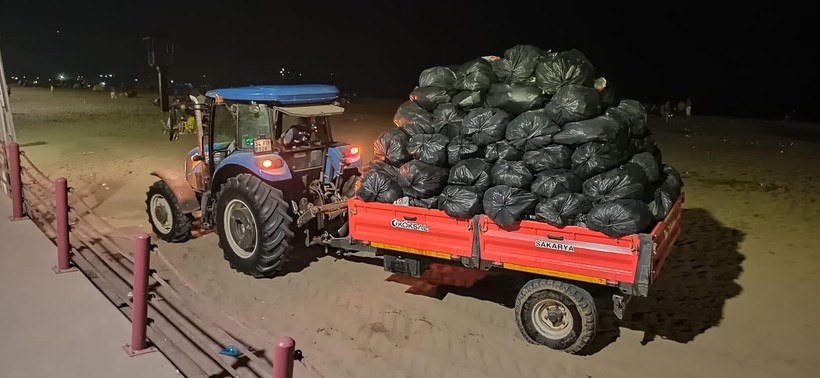 Mavi bayraklı plajlarda bayram boyunca temizlik yapıldı - Resim : 3