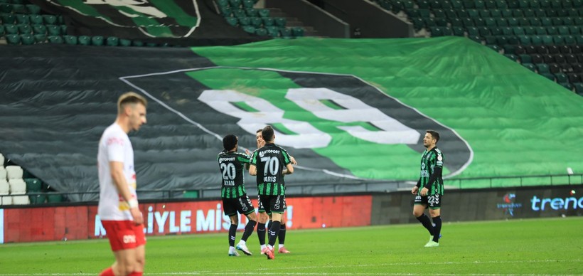 Kocaelispor - Yeni Malatyaspor 1-7 FOTO GALERİ - Resim: 87