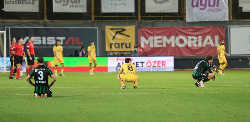 İstanbulspor - Kocaelispor: 0-3 "Foto Galeri - Ali Köksal" - Resim: 126
