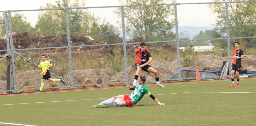 Lider Kullarspor U-17’ye tek kelime helal olsun! - Resim : 6