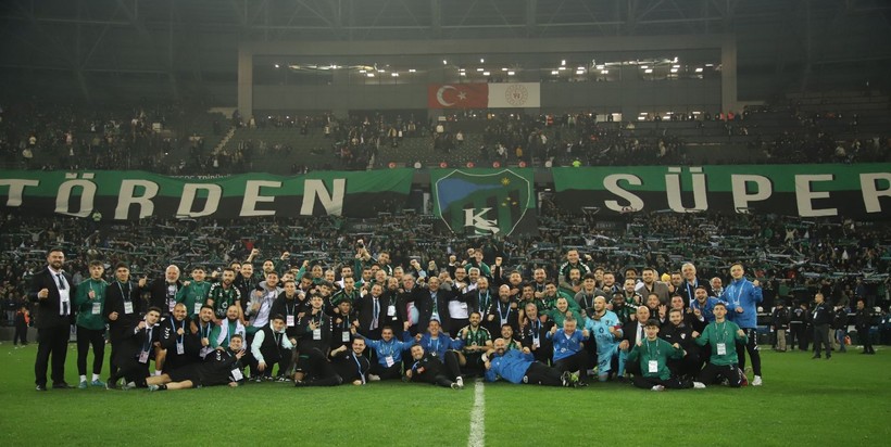 Kocaelispor – Sakarya maçının saha içi fotoğrafları - Resim: 90
