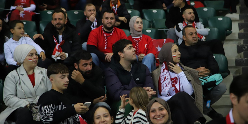 Kocaeli Kırmızı Beyaz! İşte müthiş tribün fotoğrafları - Resim: 30