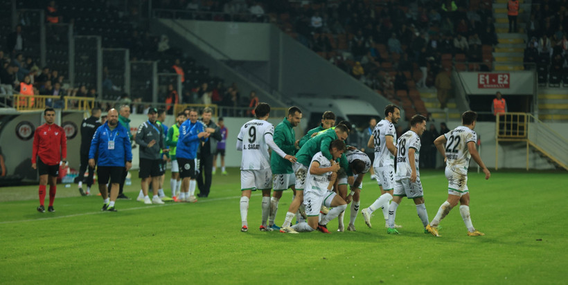 Çorum Futbol Kulübü - Kocaelispor: 0-2 "Foto Galeri - Ali Köksal" - Resim: 198