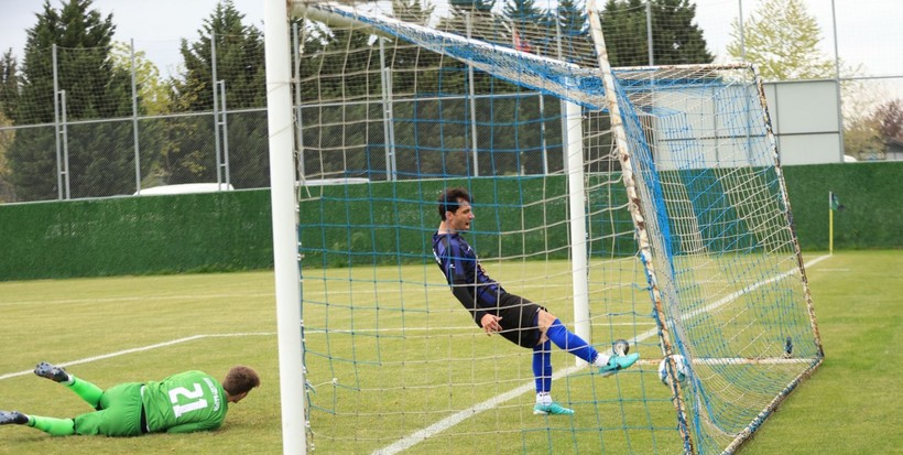Kocaelispor - Karacabey Belediyespor U-19 maçının fotoğrafları - Resim: 58