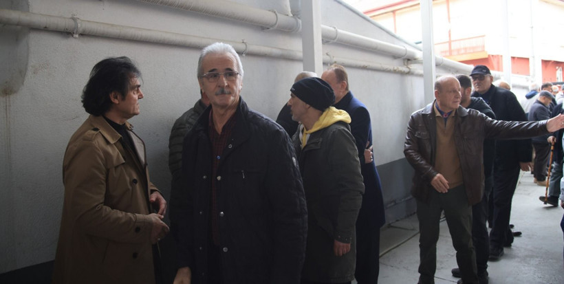 Remzi Demirer, ağabeyi Ahmet Demirer’i son yolculuğuna uğurladı - Resim: 18