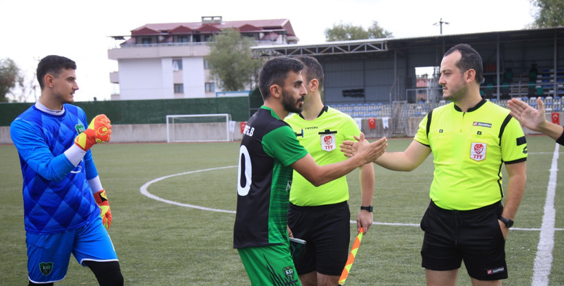 Karatepe Gençlerbirliği - Kocaeli Güneşspor: 1-2 "1. Amatör Lig maçı - Foto Galeri - Ali Köksal" - Resim: 15