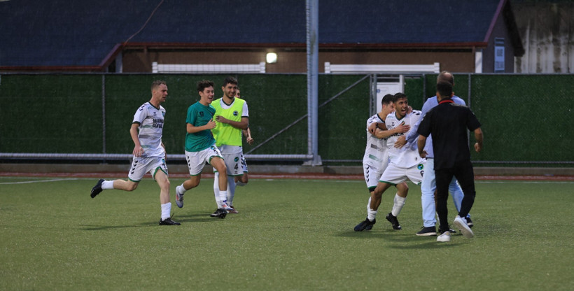Karatepe Gençlerbirliği - Kocaeli Güneşspor: 1-2 "1. Amatör Lig maçı - Foto Galeri - Ali Köksal" - Resim: 92