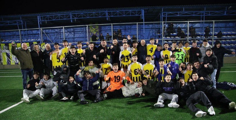 Arslanbey Gençlerbirliği - İzmit Yahya Kaptan U-16 final maçının foto galerisi - Resim: 49