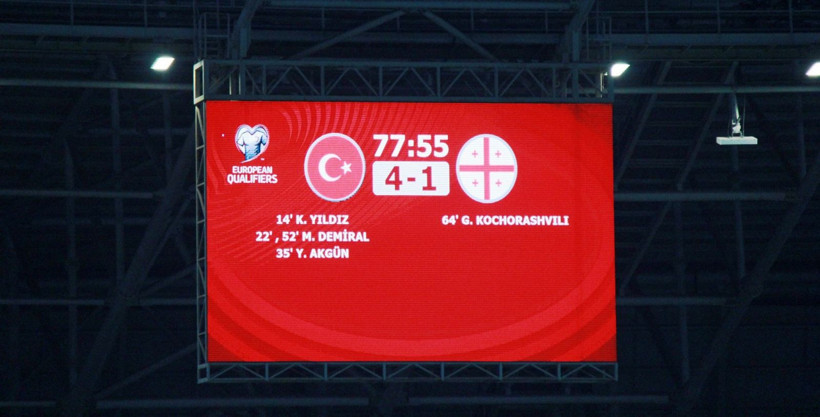 Kocaeli Kırmızı Beyaz! İşte müthiş tribün fotoğrafları - Resim: 86