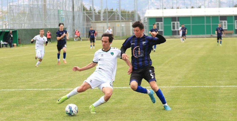 Ağabeylerinden sonra gençler de şampiyonluğa koşuyor! “6-0” - Resim: 19