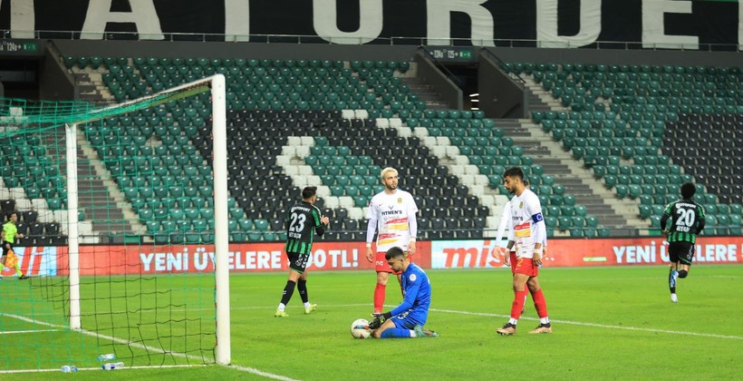 Kocaelispor - Yeni Malatyaspor 1-7 FOTO GALERİ - Resim: 86