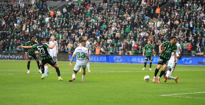 Kocaelispor – Boluspor maçı foto galeri - Resim: 80