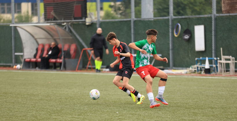 Lider Kullarspor U-17’ye tek kelime helal olsun! - Resim : 7