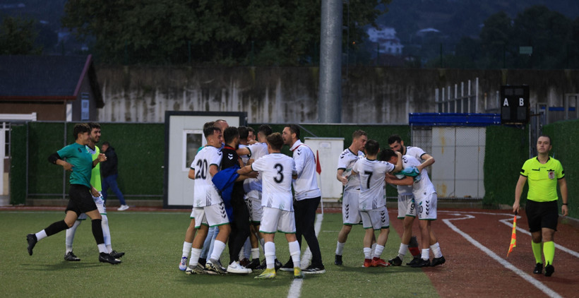 Karatepe Gençlerbirliği - Kocaeli Güneşspor: 1-2 "1. Amatör Lig maçı - Foto Galeri - Ali Köksal" - Resim: 94