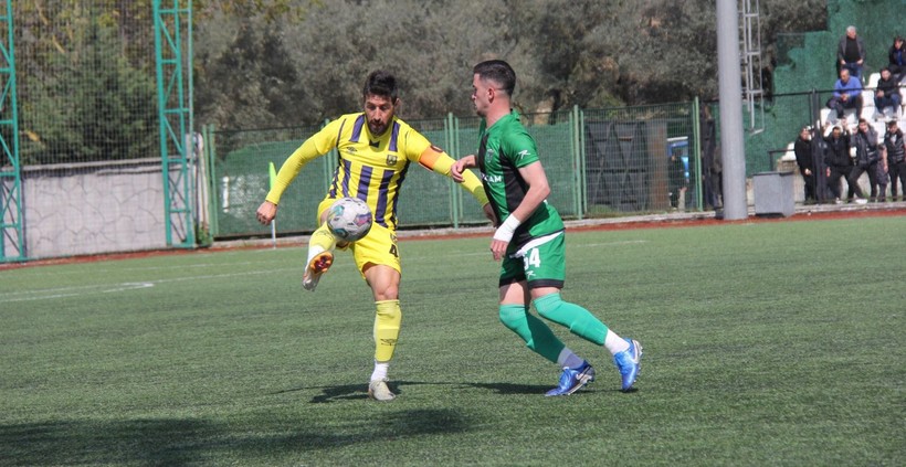 Karamürselspor - Çayırovaspor maçının fotoğrafları - Resim: 48