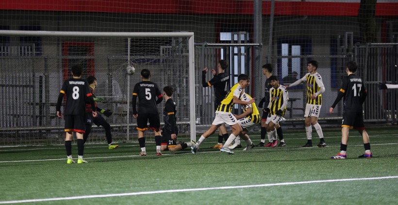 Arslanbey Gençlerbirliği - İzmit Yahya Kaptan U-16 final maçının foto galerisi - Resim: 28